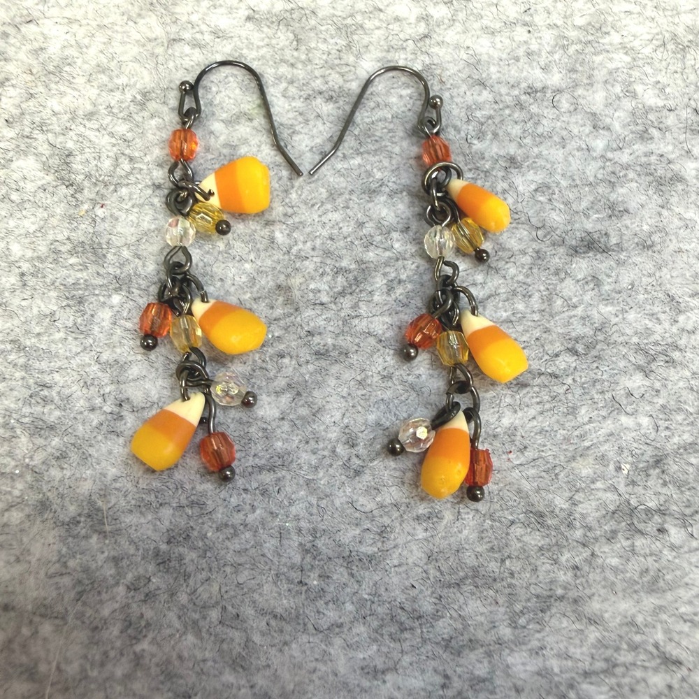 Avon Vintage Halloween Candy Corn Dangle Earrings Orange Yellow Bead 2008